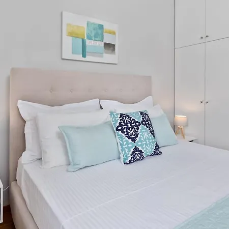 Apartment Oliveart Near The Port *
